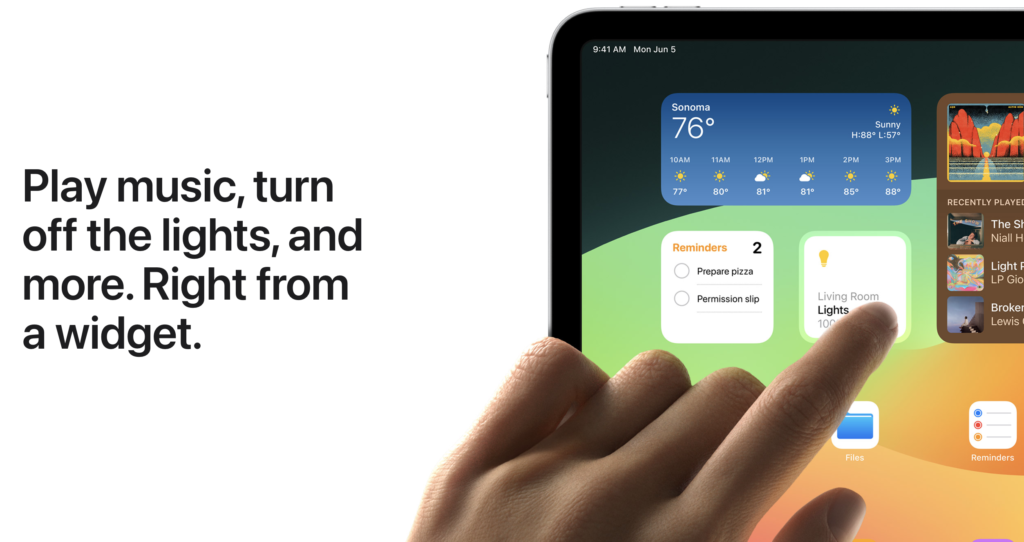 An image on techbydavey.com about iPadOS 17 having interactive widgets